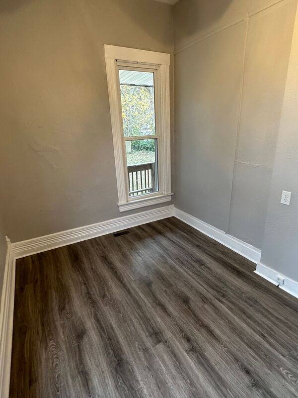 House for rent at 1112 E Locust St, Springfield, MO 65803