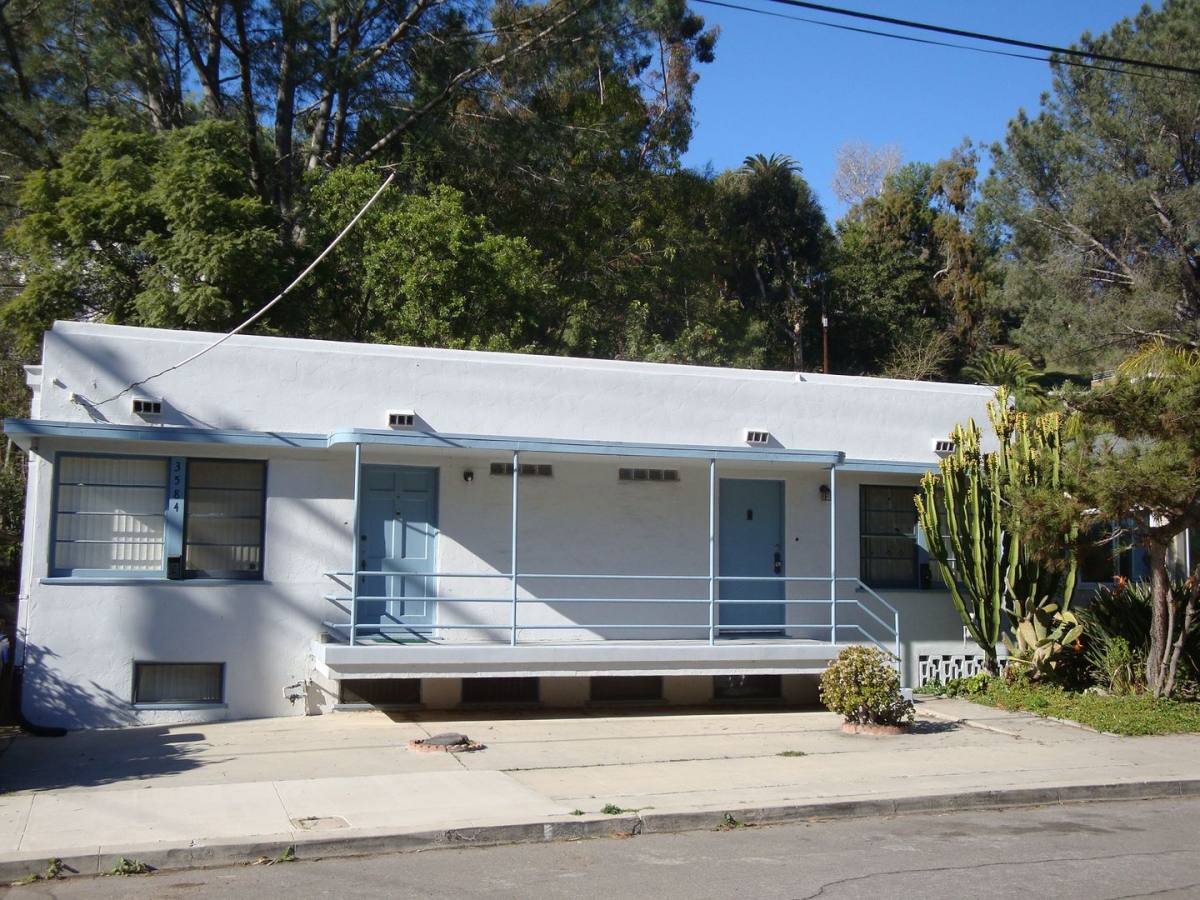 Apartment for rent at 3584-3586 Curlew St, San Diego, CA 92103
