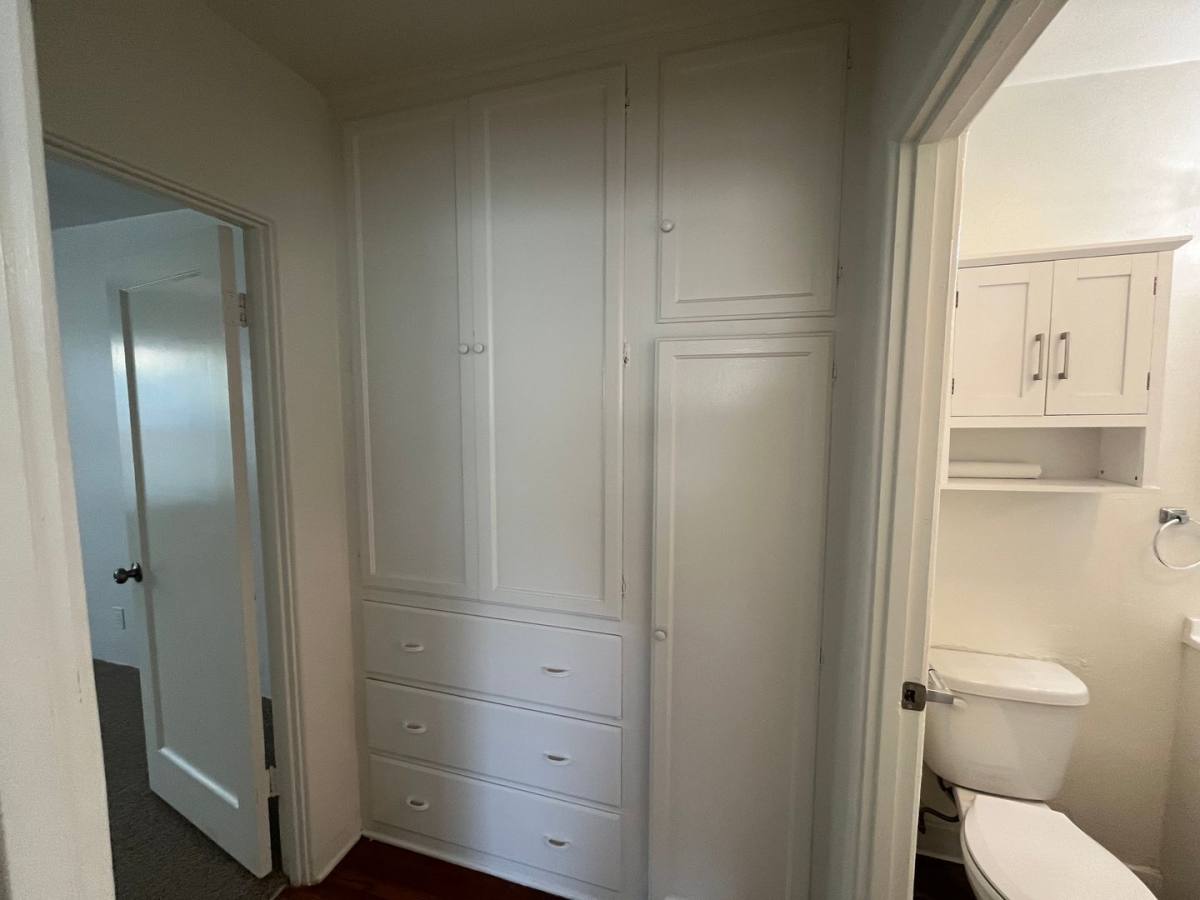Apartment for rent at 3584-3586 Curlew St, San Diego, CA 92103