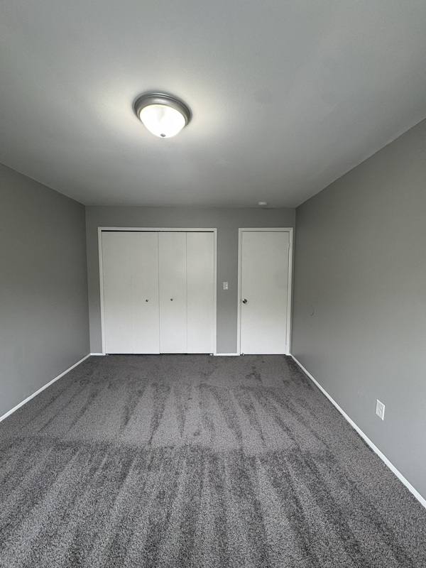 Apartment for rent at 18642 Van Horn Rd, Trenton, MI 48183