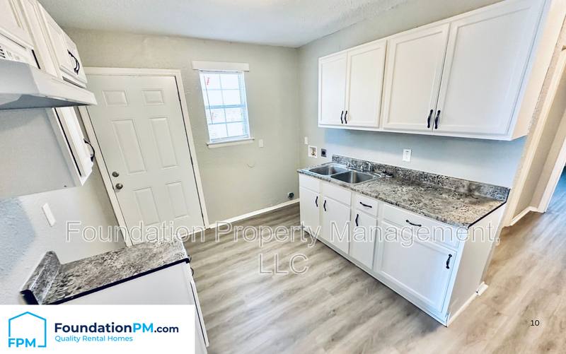 House for rent at 276 W Davant Ave, Memphis, TN 38109