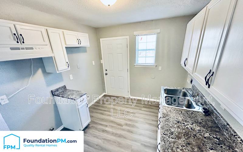 House for rent at 276 W Davant Ave, Memphis, TN 38109