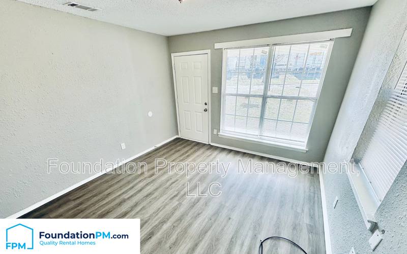 House for rent at 276 W Davant Ave, Memphis, TN 38109