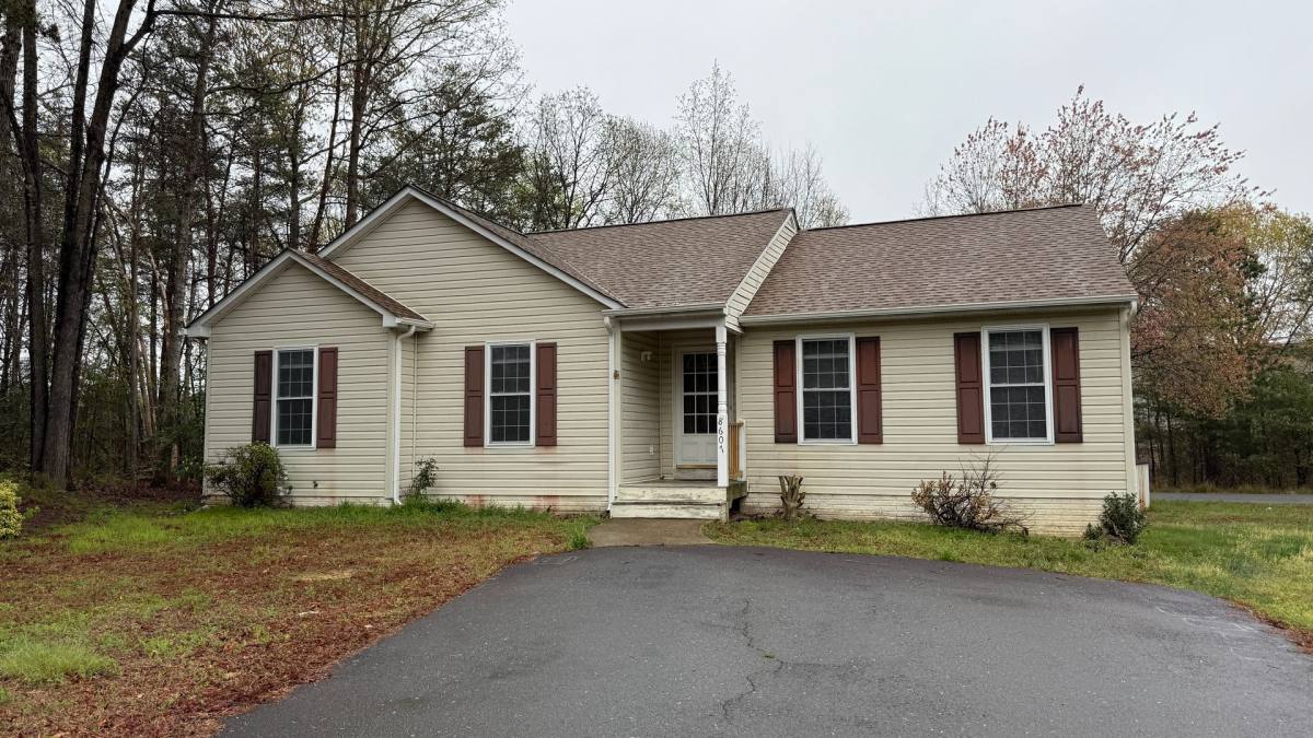House for rent at 8607 Leslie Court, Fredericksburg, VA 22407