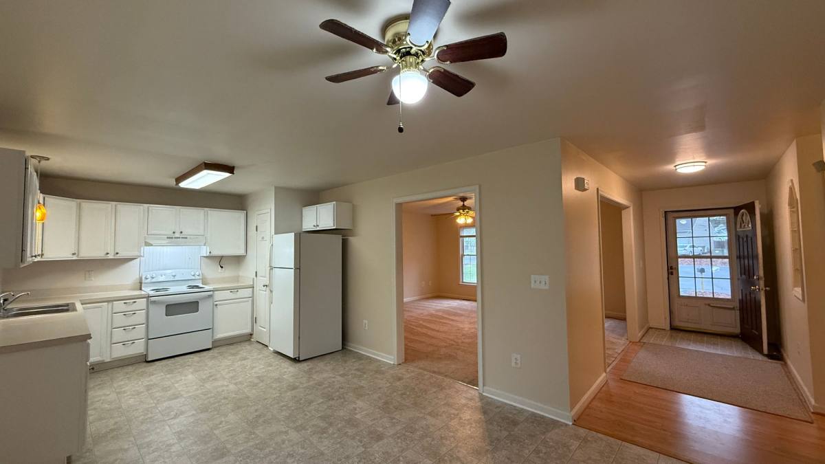 House for rent at 8607 Leslie Court, Fredericksburg, VA 22407