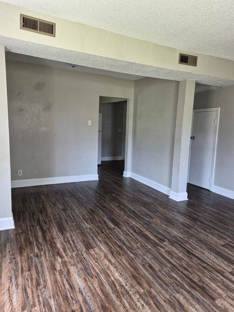 Apartment for rent at 100 Hall St, Hinesville, GA 31313