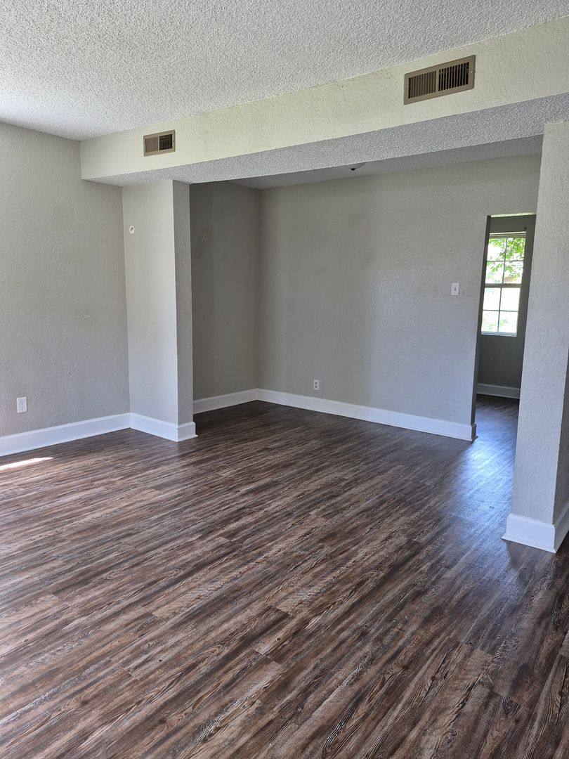 Apartment for rent at 100 Hall St, Hinesville, GA 31313