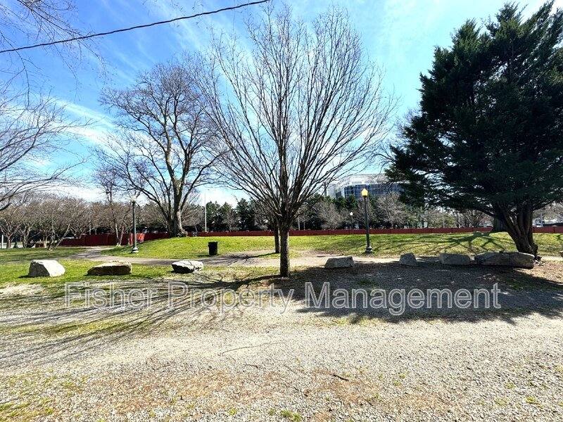 Apartment for rent at 615 Albemarle St #C, Richmond, VA 23220