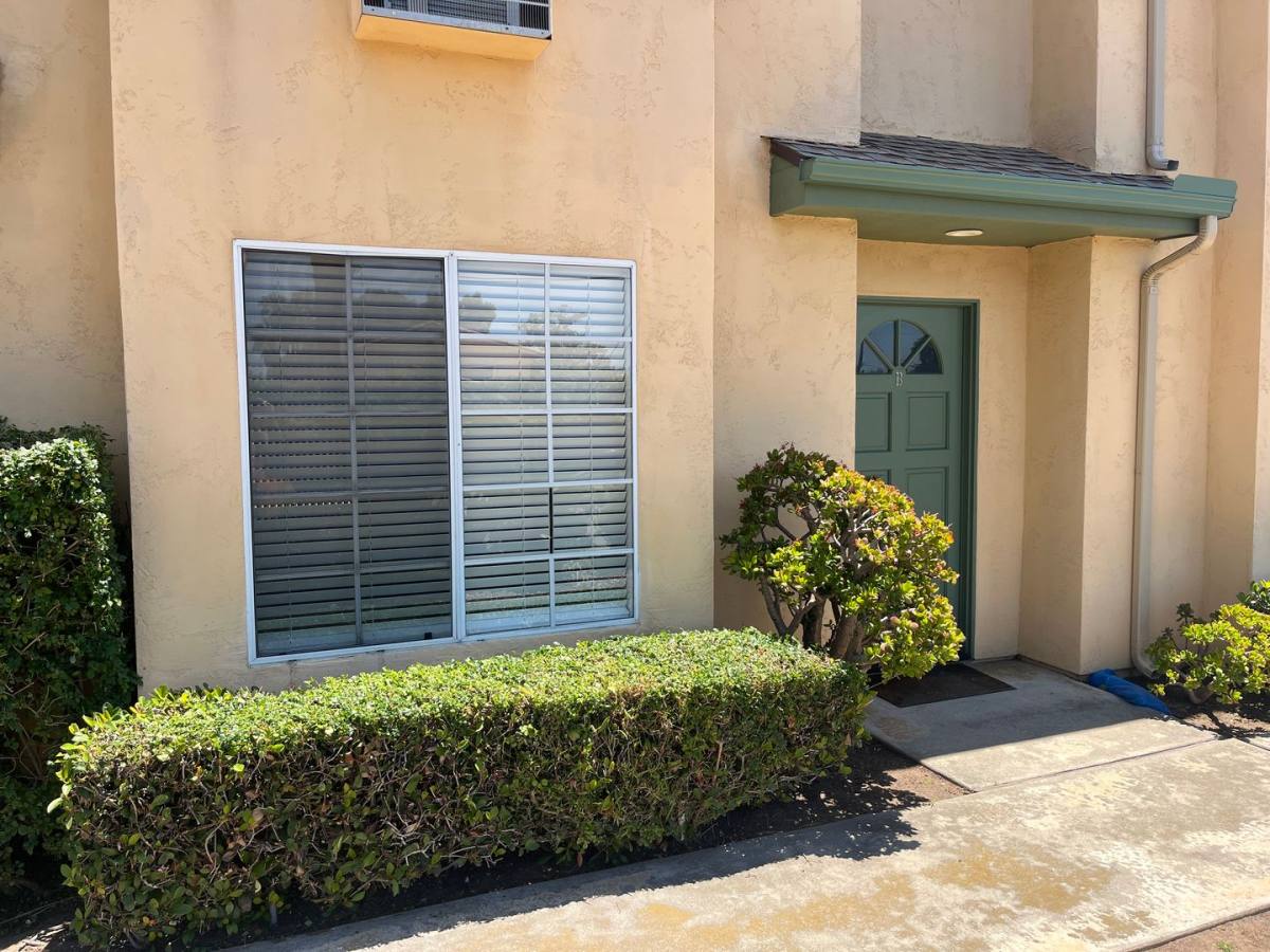 Townhouse for rent at 1053 Golden Rd, Encinitas, CA 92024