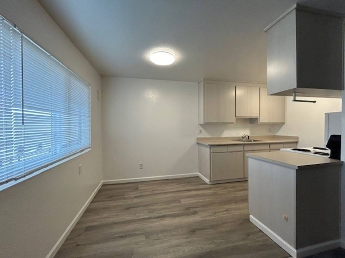 Apartment for rent at 2236 Lincoln Ave, Alameda, CA 94501