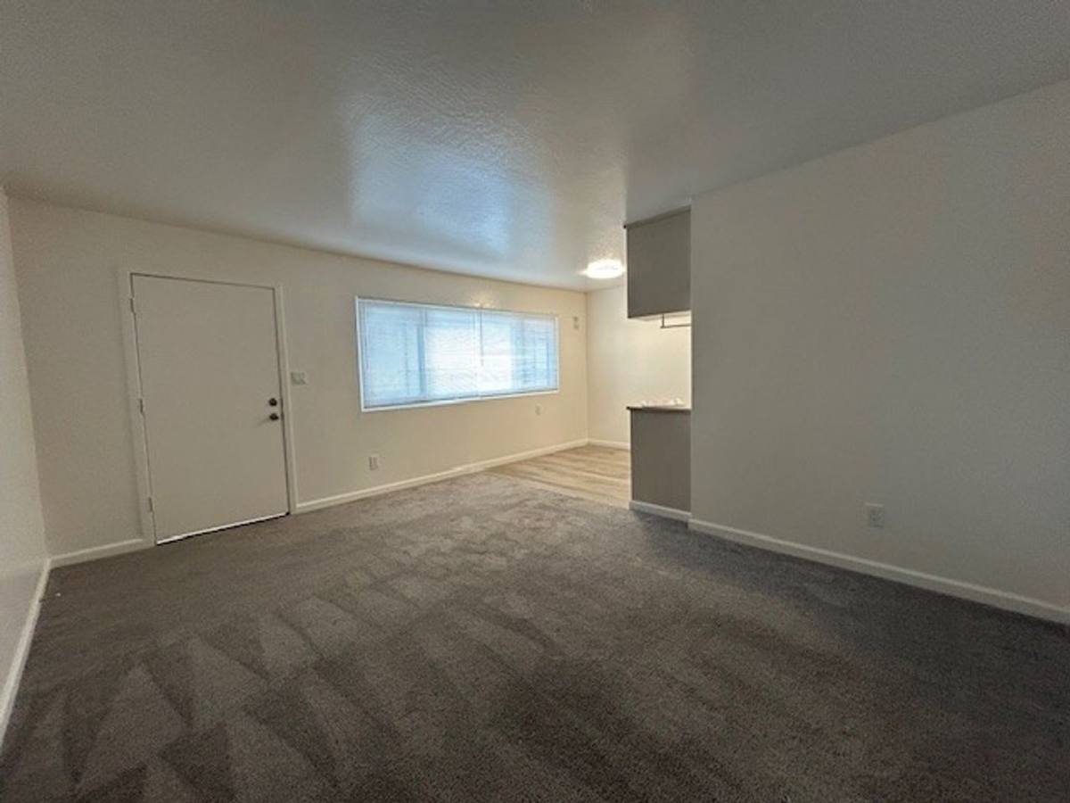 Apartment for rent at 2236 Lincoln Ave, Alameda, CA 94501