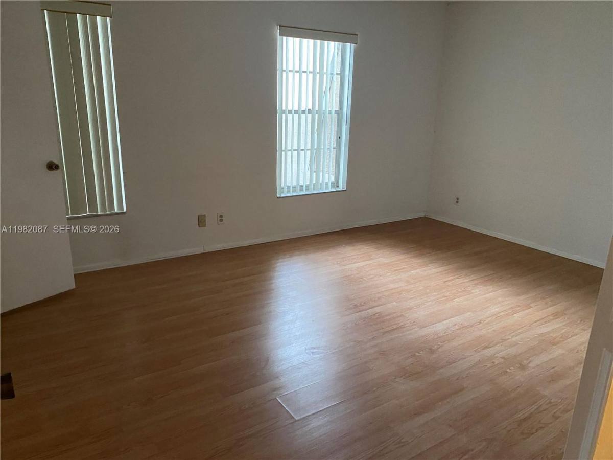 Townhouse for rent at 1951 Atlantic Shores Blvd, Hallandale, FL 33009