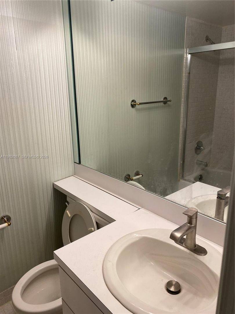 Townhouse for rent at 1951 Atlantic Shores Blvd, Hallandale, FL 33009