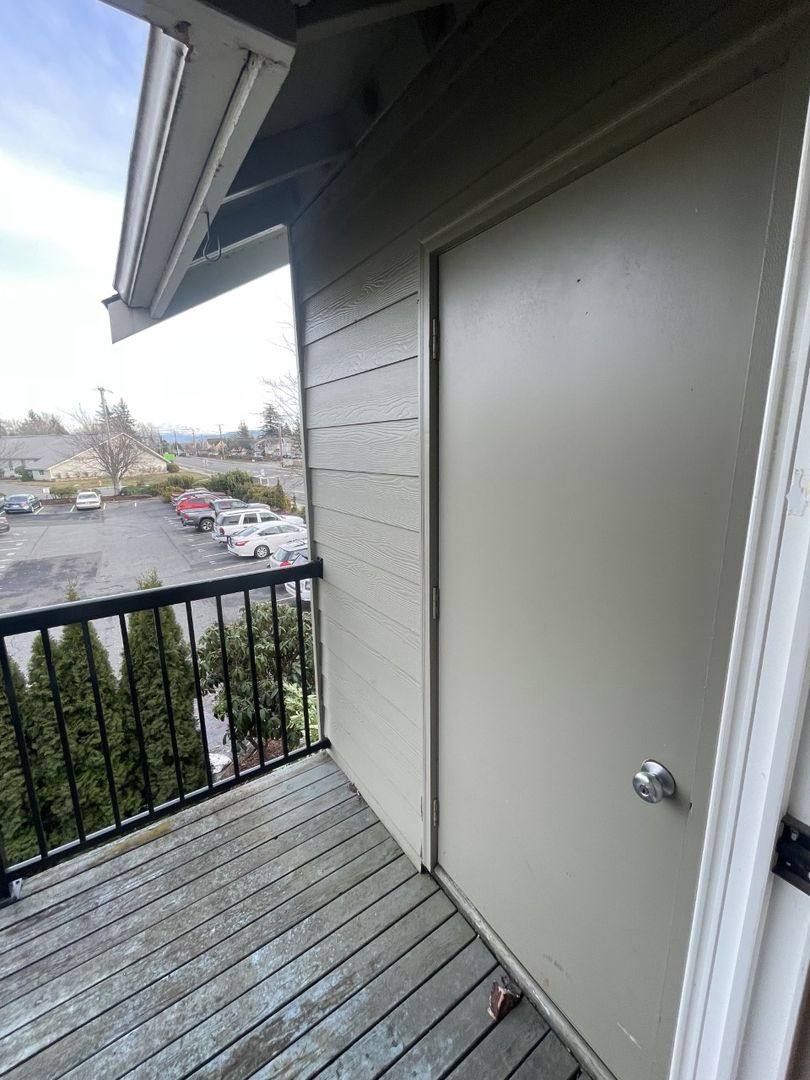 Apartment for rent at 5705 Hendrickson Ave, Ferndale, WA 98248