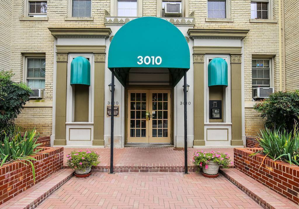Apartment for rent at 3010 Wisconsin Ave NW #104, Washington, DC 20016