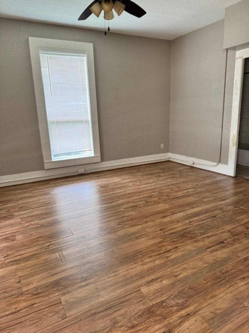House for rent at 2504 Ave H, Bay City, TX 77414