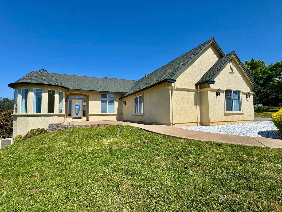 House for rent at 6255 Peacock Way, Pilot Hill, CA 95664