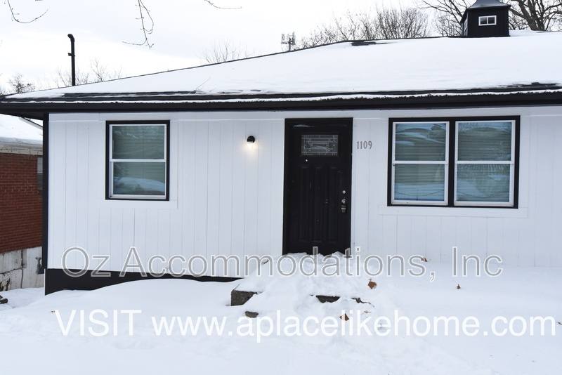 Apartment for rent at 1109 S Appleton Ave, Independence, MO 64053