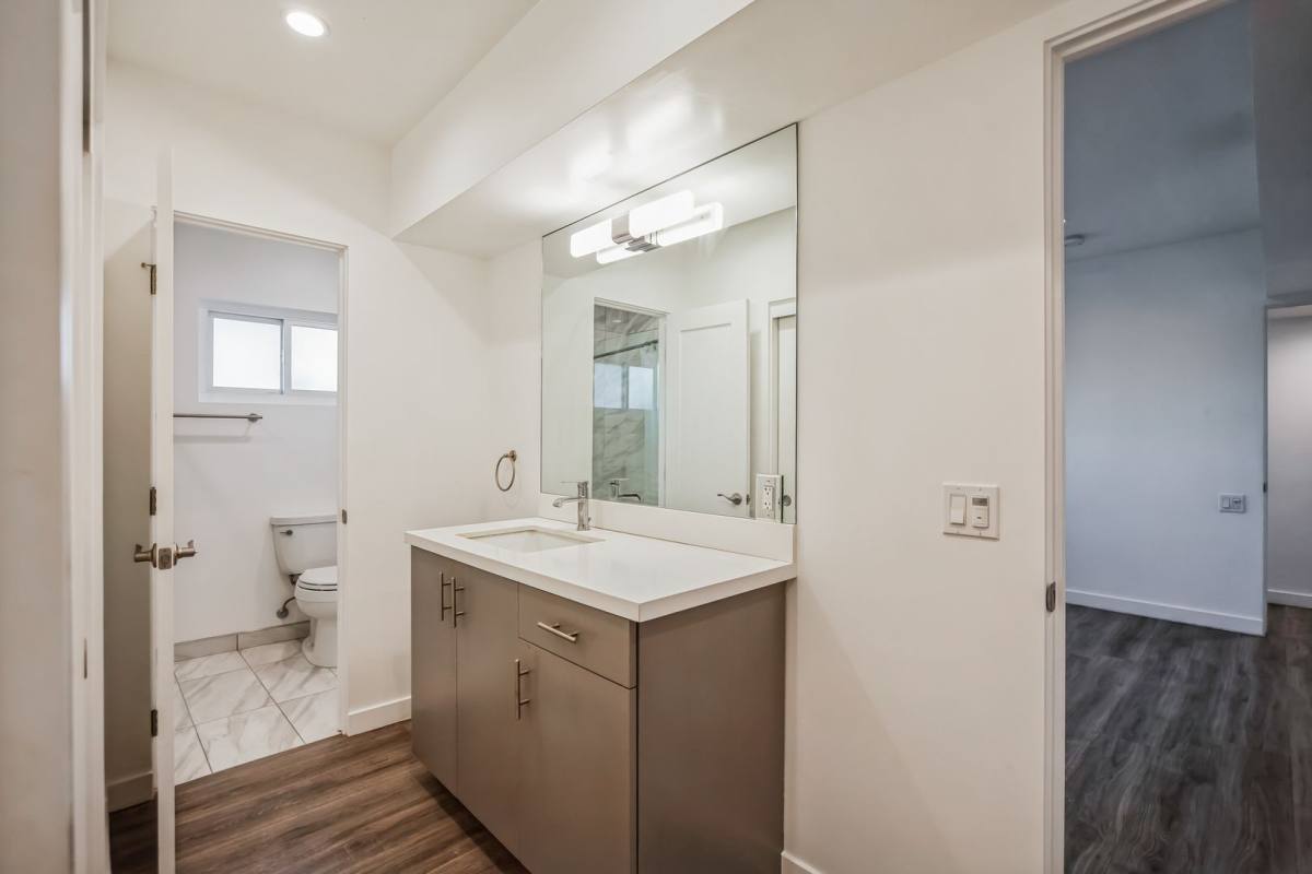 Apartment for rent at 671 S Riverside Dr, Palm Springs, CA 92264