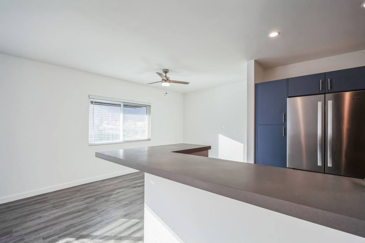 Apartment for rent at 671 S Riverside Dr, Palm Springs, CA 92264