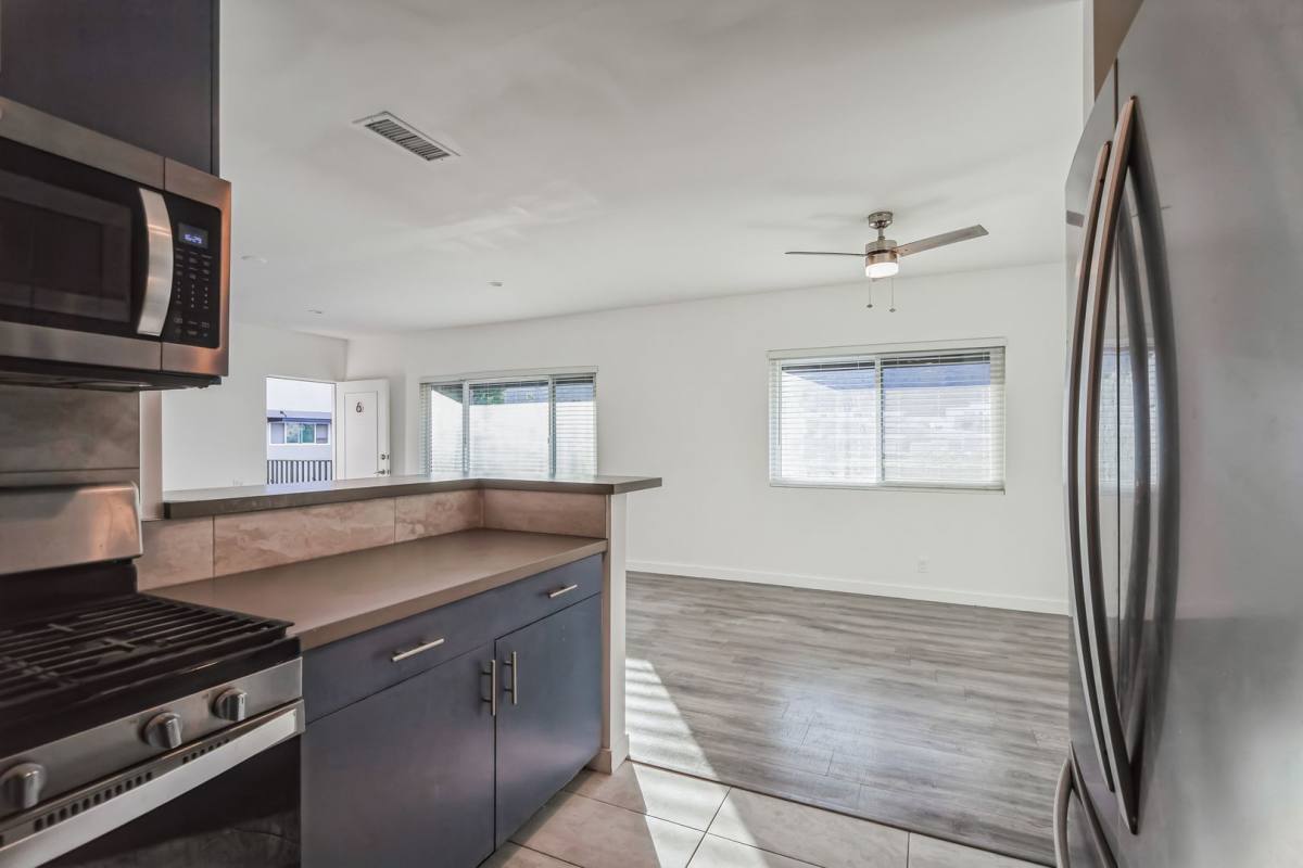 Apartment for rent at 671 S Riverside Dr, Palm Springs, CA 92264