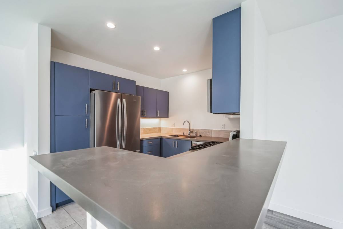 Apartment for rent at 671 S Riverside Dr, Palm Springs, CA 92264