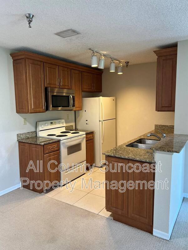 Condo for rent at 10263 Gandy Blvd N #409, Saint Petersburg, FL 33702
