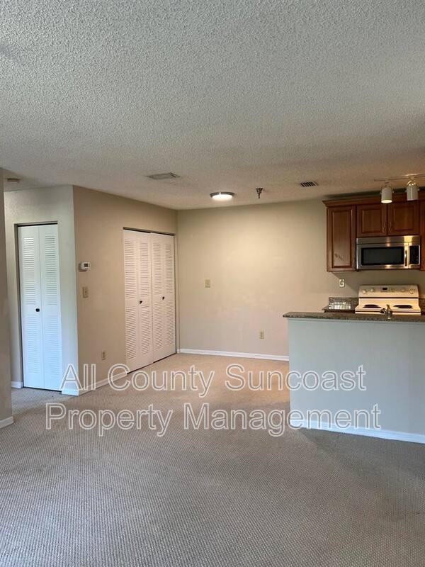 Condo for rent at 10263 Gandy Blvd N #409, Saint Petersburg, FL 33702