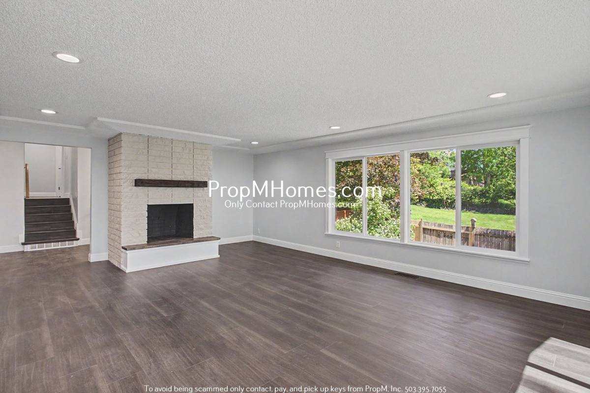 House for rent at 12805 SW Beef Bend Rd, Portland, OR 97224