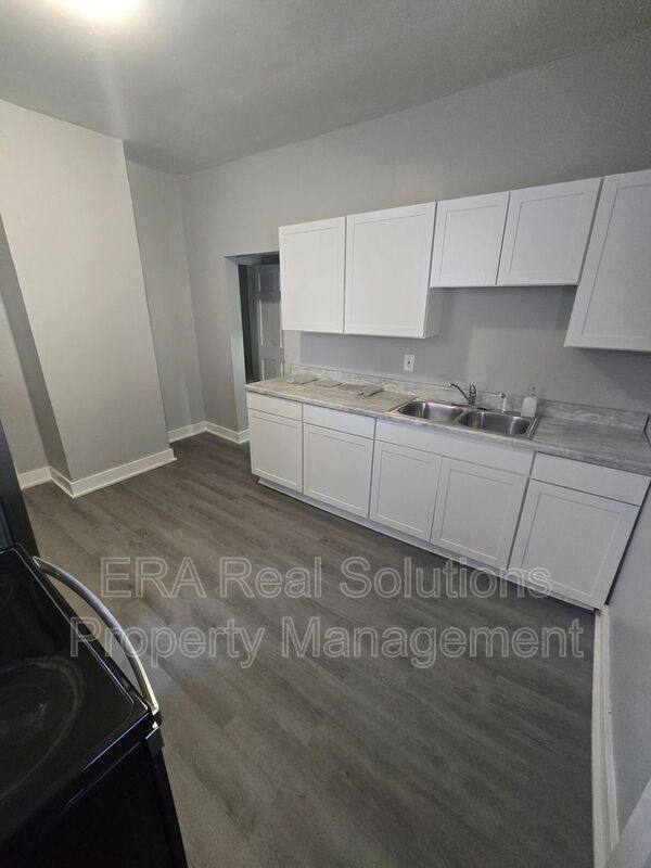 Apartment for rent at 95 Whitethorne Ave, Columbus, OH 43223