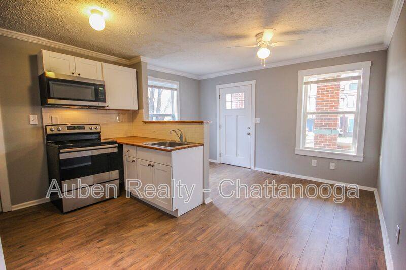 Apartment for rent at 508 S Highland Park Ave #104, Chattanooga, TN 37404