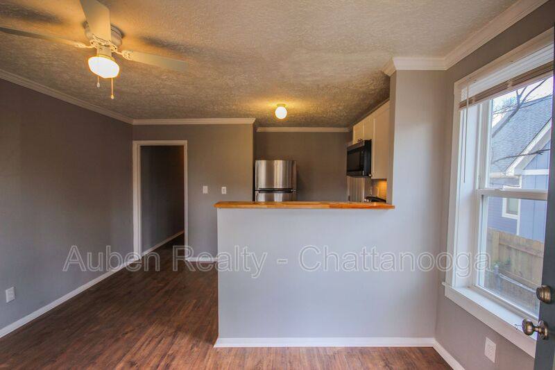 Apartment for rent at 508 S Highland Park Ave #104, Chattanooga, TN 37404