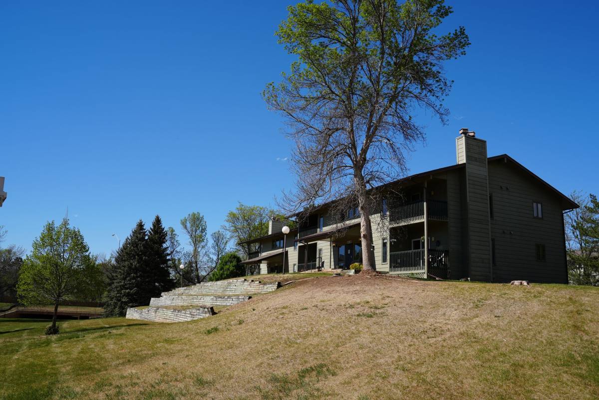 Apartment for rent at 3900-3951 Doral Dr, Rapid City, SD 57702