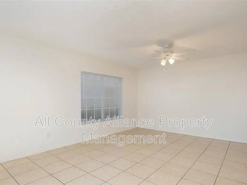 Townhouse for rent at 4119 Gradstone Place, Tampa, FL 33617