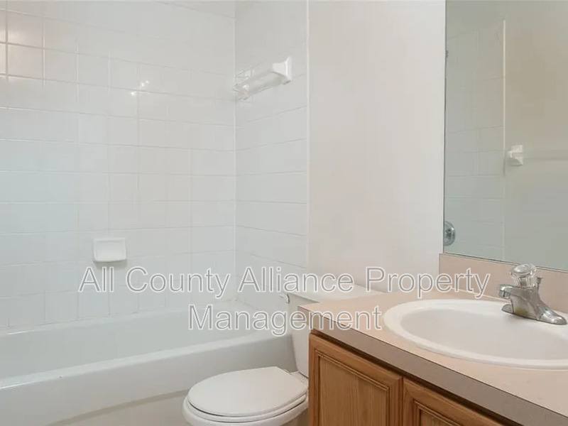 Townhouse for rent at 4119 Gradstone Place, Tampa, FL 33617