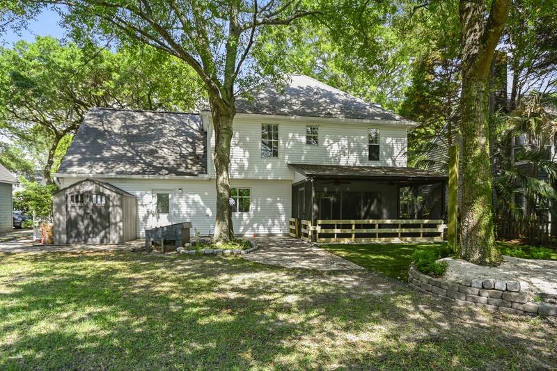 House for rent at 1382 Center Lake Dr, Mount Pleasant, SC 29464