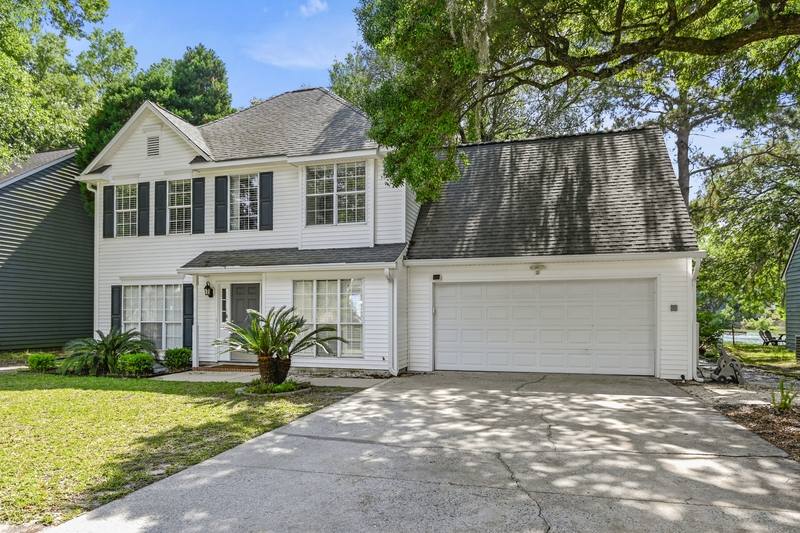 House for rent at 1382 Center Lake Dr, Mount Pleasant, SC 29464