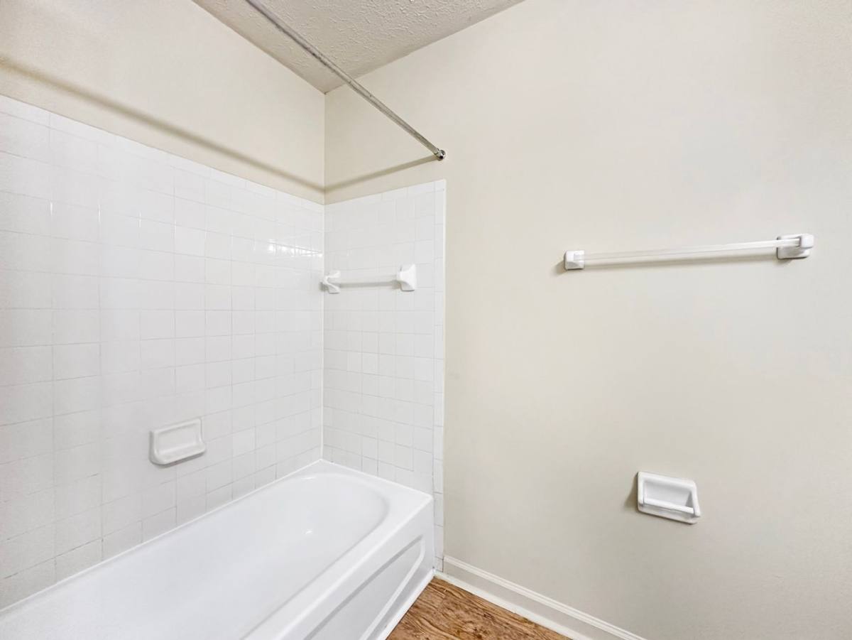Apartment for rent at 19364 Chelsey Dr, Foley, AL 36535