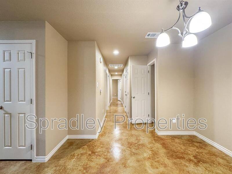 Apartment for rent at 1051B Mason Dr, Belton, TX 76513