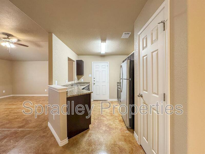Apartment for rent at 1051B Mason Dr, Belton, TX 76513