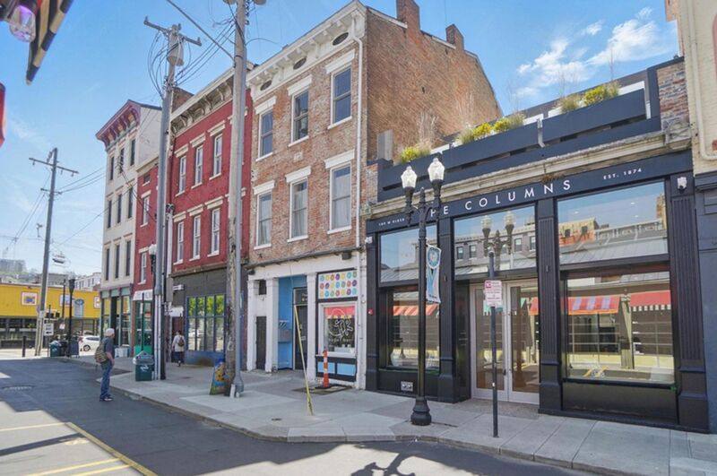 Apartment for rent at 107 W Elder St #B, Cincinnati, OH 45202
