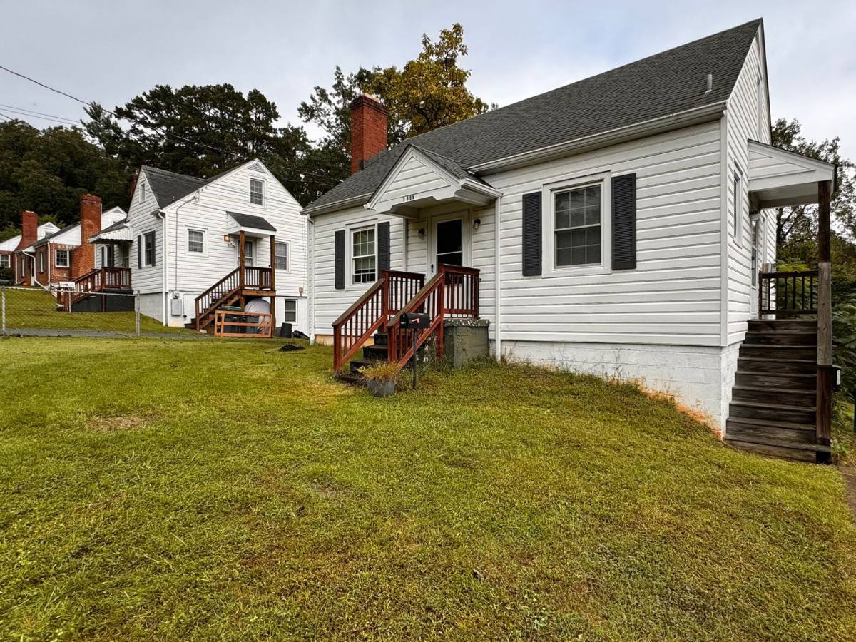 Apartment for rent at 1505 Broad Ave, Charlottesville, VA 22903