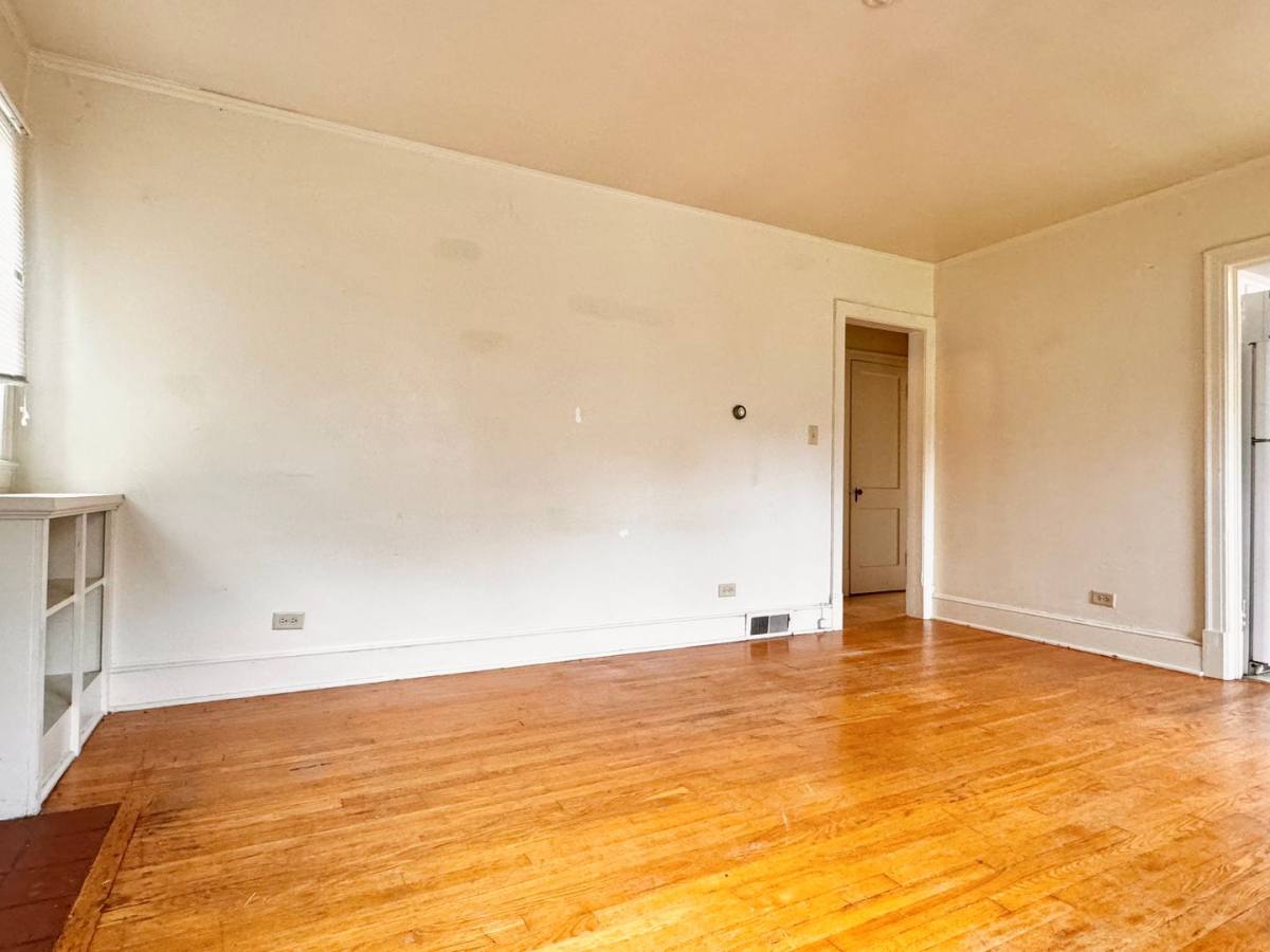 Apartment for rent at 1505 Broad Ave, Charlottesville, VA 22903