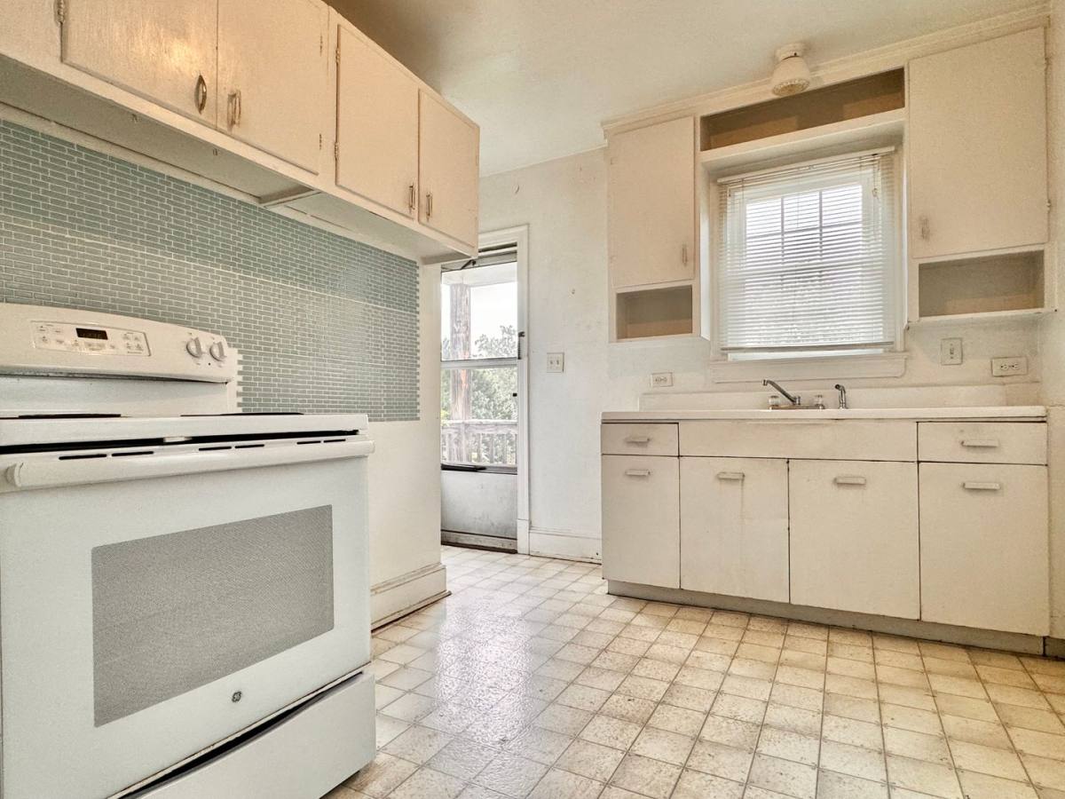 Apartment for rent at 1505 Broad Ave, Charlottesville, VA 22903