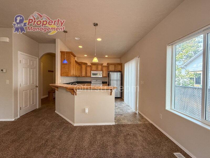 Townhouse for rent at 1681 Cleveland St, Boise, ID 83705