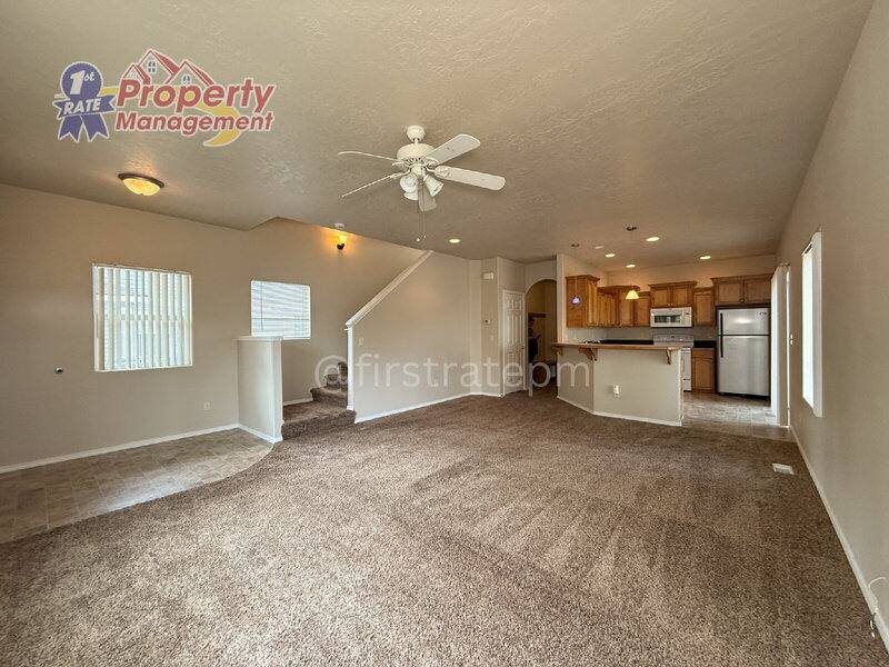 Townhouse for rent at 1681 Cleveland St, Boise, ID 83705