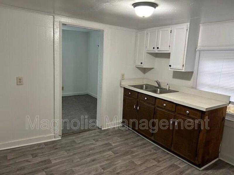 House for rent at 208 First St, Oxford, NC 27565