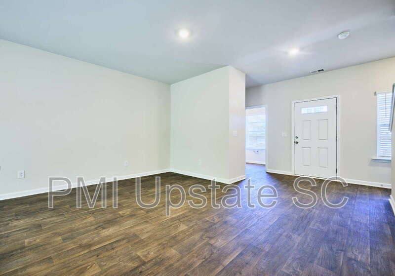 Townhouse for rent at 105 Pendleton Place Way, Pendleton, SC 29670