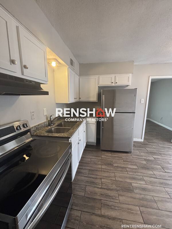 House for rent at 3718 Canary Cove W, Memphis, TN 38109
