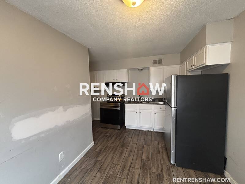 House for rent at 3718 Canary Cove W, Memphis, TN 38109
